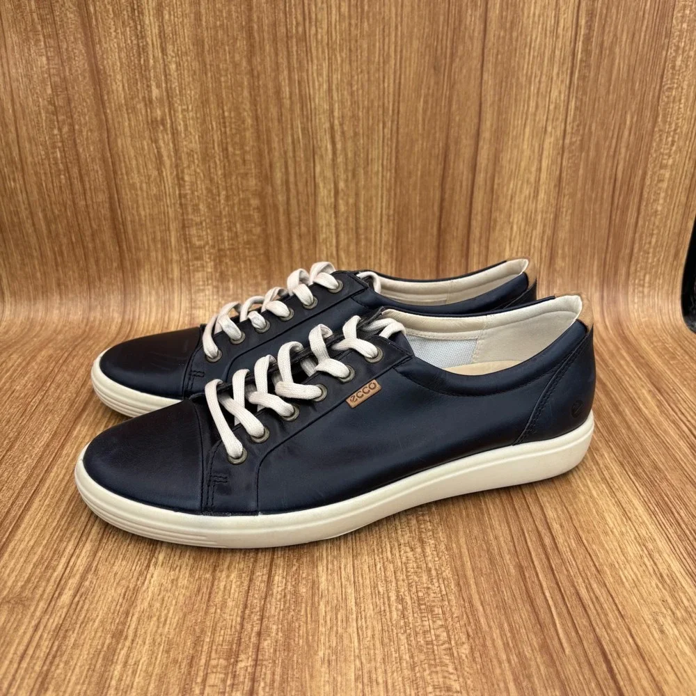 ECCO Soft 7 Sneakers Womens 10-10.5 Navy Blue Leather Low Top 43000311038